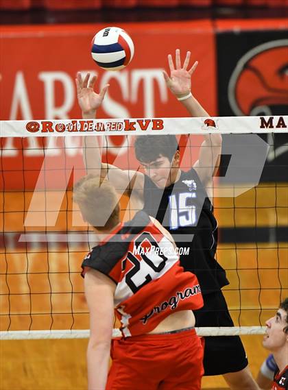 Thumbnail 2 in Lincoln-Way East @ Marist (IHSA 4A Sectional Final) photogallery.