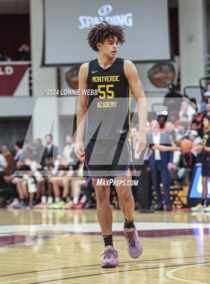 Thumbnail 3 in Montverde Academy vs. Brewster Academy (Spalding Hoophall Classic) photogallery.