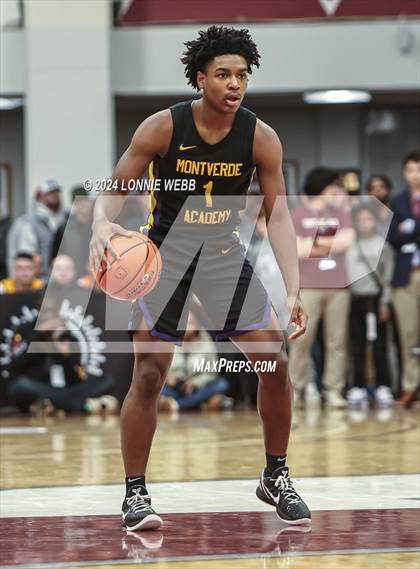 Thumbnail 1 in Montverde Academy vs. Brewster Academy (Spalding Hoophall Classic) photogallery.
