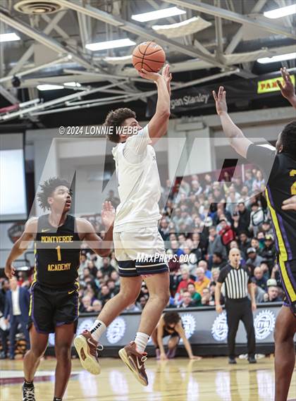Thumbnail 3 in Montverde Academy vs. Brewster Academy (Spalding Hoophall Classic) photogallery.