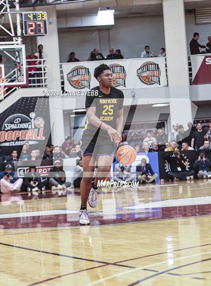 Thumbnail 2 in Montverde Academy vs. Brewster Academy (Spalding Hoophall Classic) photogallery.