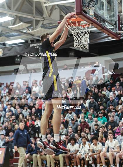 Thumbnail 3 in Montverde Academy vs. Brewster Academy (Spalding Hoophall Classic) photogallery.