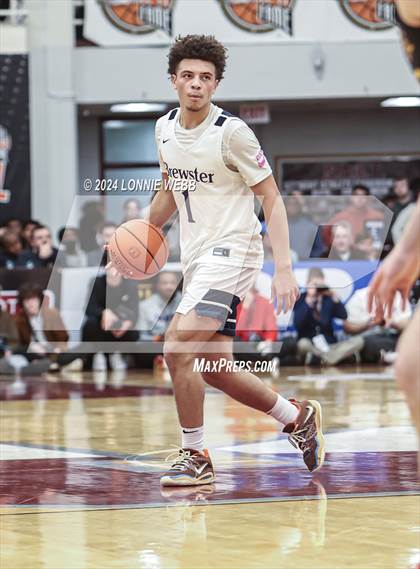 Thumbnail 2 in Montverde Academy vs. Brewster Academy (Spalding Hoophall Classic) photogallery.