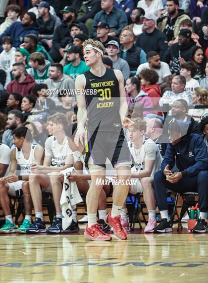 Thumbnail 1 in Montverde Academy vs. Brewster Academy (Spalding Hoophall Classic) photogallery.