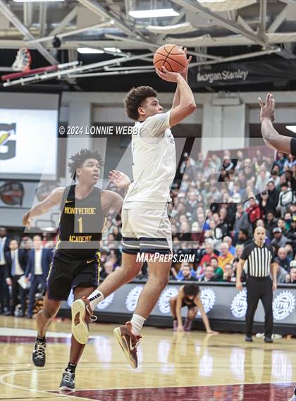 Thumbnail 2 in Montverde Academy vs. Brewster Academy (Spalding Hoophall Classic) photogallery.