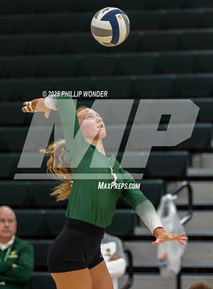 Thumbnail 2 in Lincoln Northwest @ Gretna (NSAA District B Semifinal) photogallery.