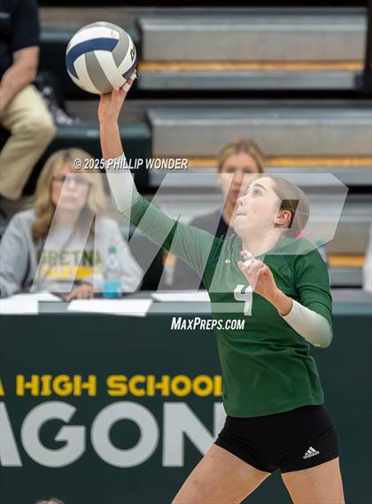 Thumbnail 1 in Lincoln Northwest @ Gretna (NSAA District B Semifinal) photogallery.