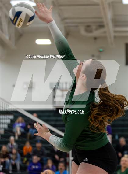 Thumbnail 3 in Lincoln Northwest @ Gretna (NSAA District B Semifinal) photogallery.