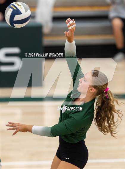 Thumbnail 1 in Lincoln Northwest @ Gretna (NSAA District B Semifinal) photogallery.