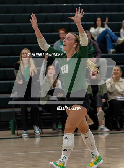 Thumbnail 2 in Lincoln Northwest @ Gretna (NSAA District B Semifinal) photogallery.