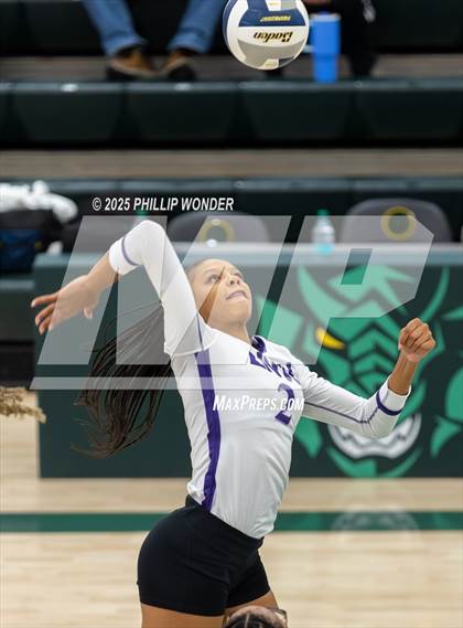 Thumbnail 3 in Lincoln Northwest @ Gretna (NSAA District B Semifinal) photogallery.