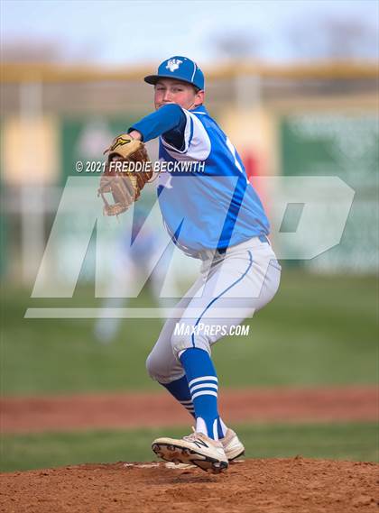 Thumbnail 1 in Windthorst vs Lindsay (Muenster Tournament) photogallery.