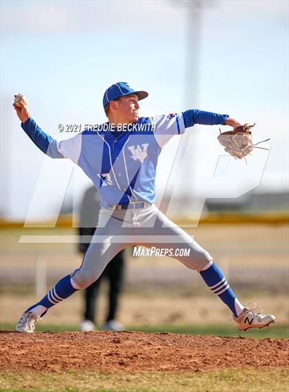 Thumbnail 1 in Windthorst vs Lindsay (Muenster Tournament) photogallery.
