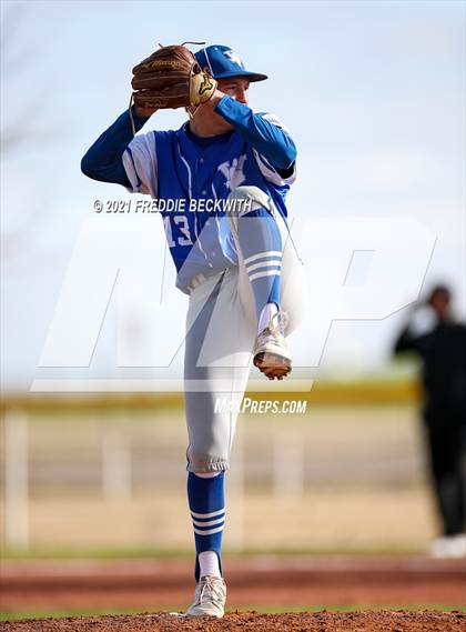 Thumbnail 1 in Windthorst vs Lindsay (Muenster Tournament) photogallery.