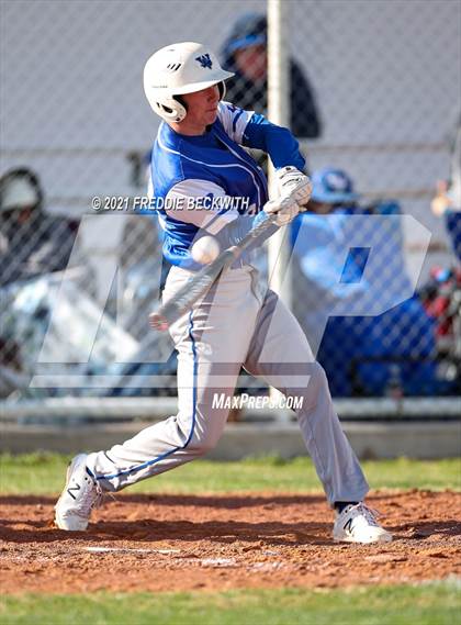 Thumbnail 1 in Windthorst vs Lindsay (Muenster Tournament) photogallery.