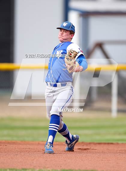 Thumbnail 1 in Windthorst vs Lindsay (Muenster Tournament) photogallery.