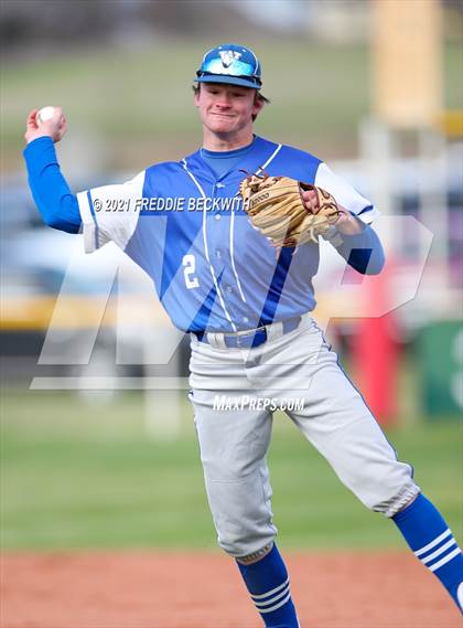 Thumbnail 3 in Windthorst vs Lindsay (Muenster Tournament) photogallery.