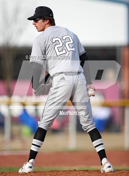Thumbnail 1 in Windthorst vs Lindsay (Muenster Tournament) photogallery.