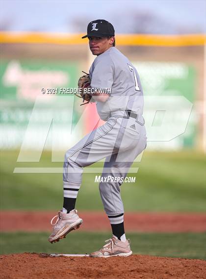 Thumbnail 3 in Windthorst vs Lindsay (Muenster Tournament) photogallery.