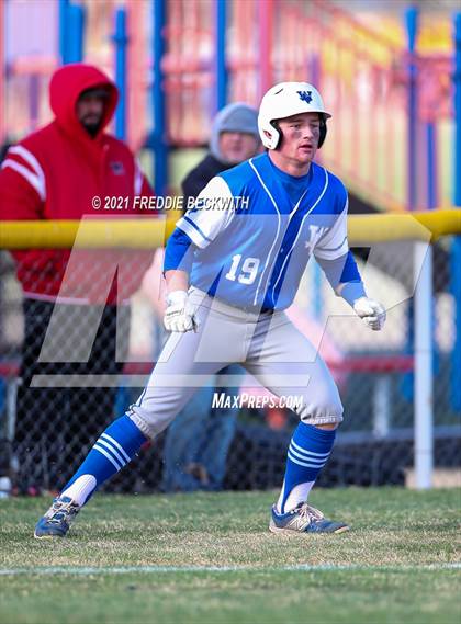 Thumbnail 1 in Windthorst vs Lindsay (Muenster Tournament) photogallery.