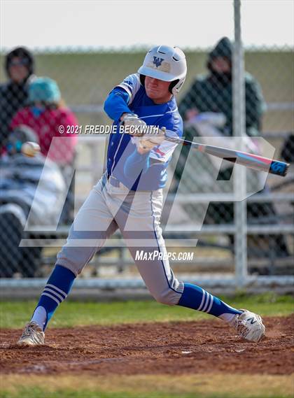 Thumbnail 2 in Windthorst vs Lindsay (Muenster Tournament) photogallery.