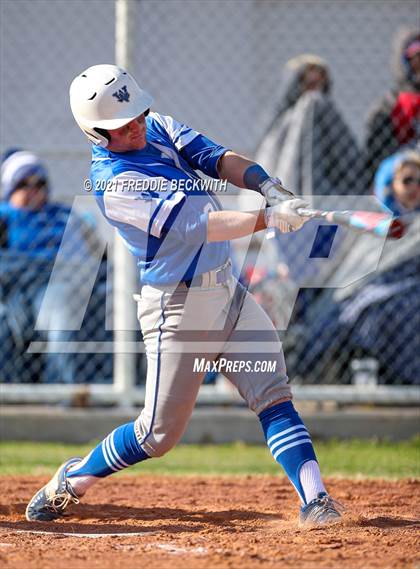 Thumbnail 1 in Windthorst vs Lindsay (Muenster Tournament) photogallery.