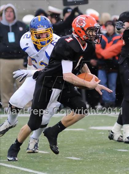 Thumbnail 3 in Shadyside vs. St. John's (OHSAA D VI Final) photogallery.