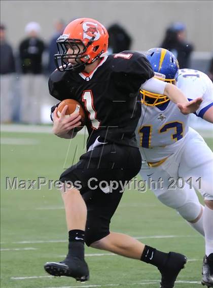 Thumbnail 3 in Shadyside vs. St. John's (OHSAA D VI Final) photogallery.