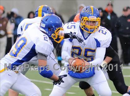 Thumbnail 2 in Shadyside vs. St. John's (OHSAA D VI Final) photogallery.