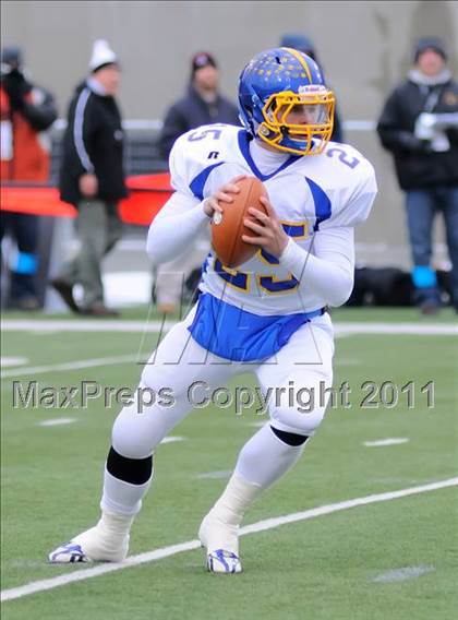 Thumbnail 1 in Shadyside vs. St. John's (OHSAA D VI Final) photogallery.