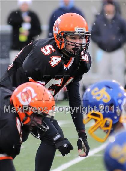 Thumbnail 3 in Shadyside vs. St. John's (OHSAA D VI Final) photogallery.
