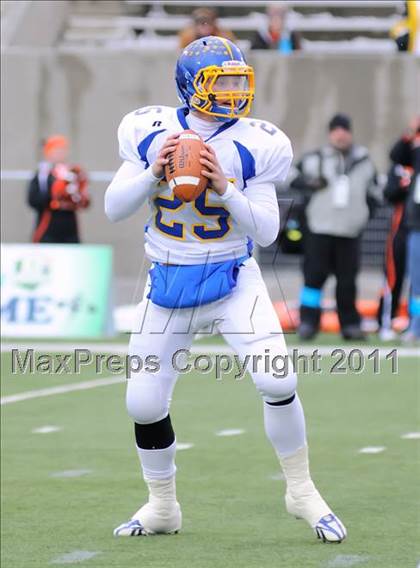 Thumbnail 1 in Shadyside vs. St. John's (OHSAA D VI Final) photogallery.