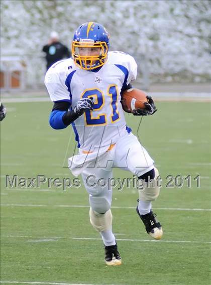 Thumbnail 1 in Shadyside vs. St. John's (OHSAA D VI Final) photogallery.