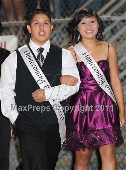 Thumbnail 2 in Laguna Creek vs. Jesuit photogallery.