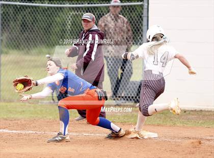 Thumbnail 2 in Chilton County vs Thorsby (County Tournament) photogallery.