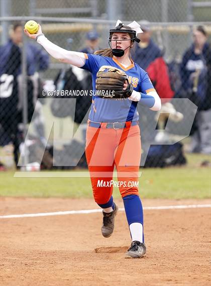 Thumbnail 1 in Chilton County vs Thorsby (County Tournament) photogallery.