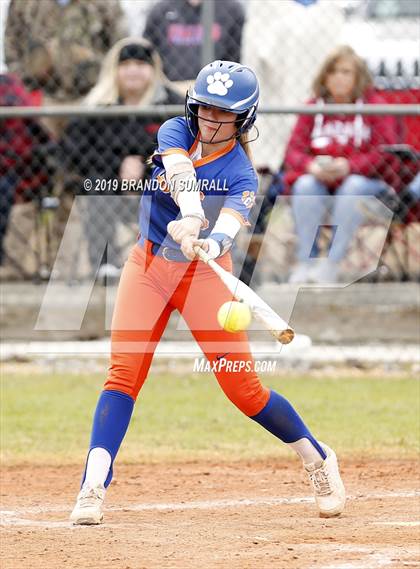 Thumbnail 3 in Chilton County vs Thorsby (County Tournament) photogallery.