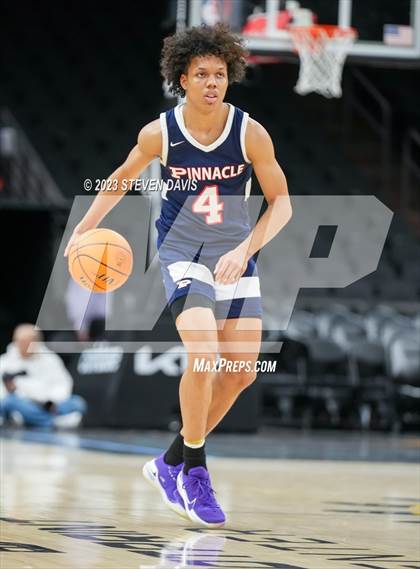 Thumbnail 1 in Pinnacle vs. North photogallery.