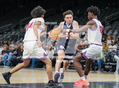 Thumbnail 2 in Pinnacle vs. North photogallery.
