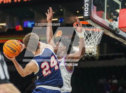 Thumbnail 1 in Pinnacle vs. North photogallery.