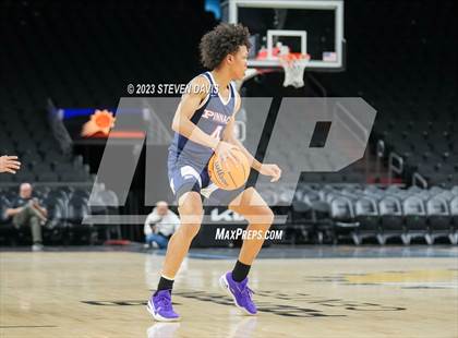 Thumbnail 1 in Pinnacle vs. North photogallery.