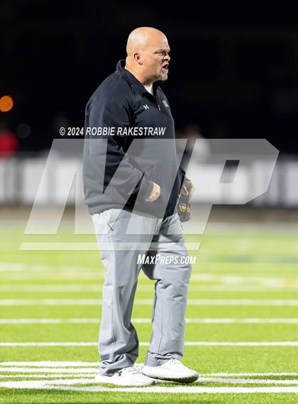 Thumbnail 1 in Hillcrest vs. Kaufman (UIL 5A DII Bi-District Playoff) photogallery.