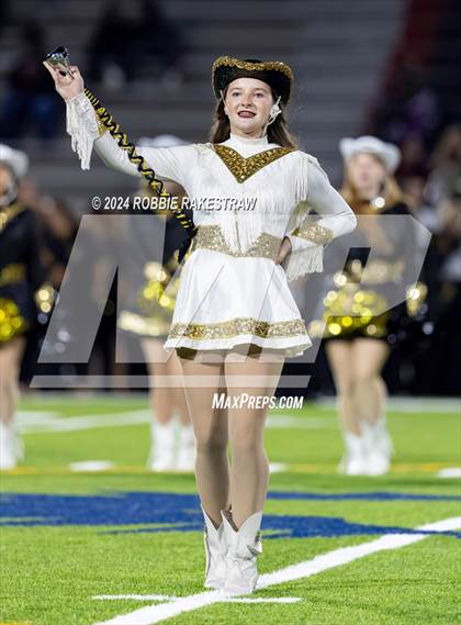 Thumbnail 1 in Hillcrest vs. Kaufman (UIL 5A DII Bi-District Playoff) photogallery.