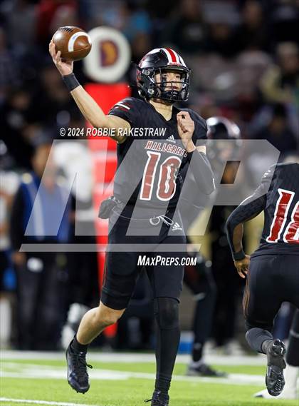 Thumbnail 3 in Hillcrest vs. Kaufman (UIL 5A DII Bi-District Playoff) photogallery.