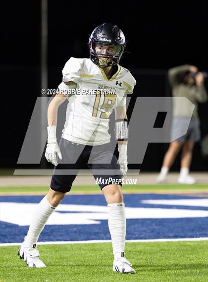 Thumbnail 1 in Hillcrest vs. Kaufman (UIL 5A DII Bi-District Playoff) photogallery.