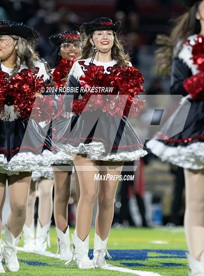 Thumbnail 1 in Hillcrest vs. Kaufman (UIL 5A DII Bi-District Playoff) photogallery.