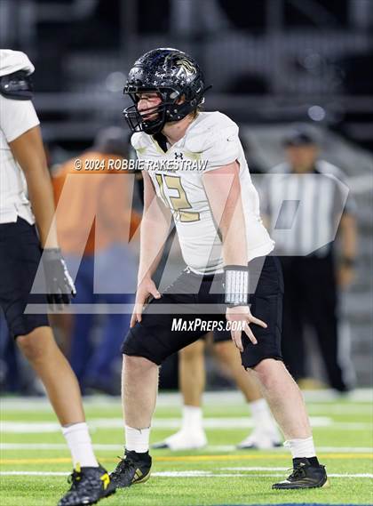 Thumbnail 1 in Hillcrest vs. Kaufman (UIL 5A DII Bi-District Playoff) photogallery.