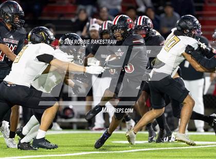 Thumbnail 3 in Hillcrest vs. Kaufman (UIL 5A DII Bi-District Playoff) photogallery.