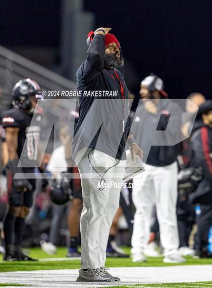 Thumbnail 1 in Hillcrest vs. Kaufman (UIL 5A DII Bi-District Playoff) photogallery.