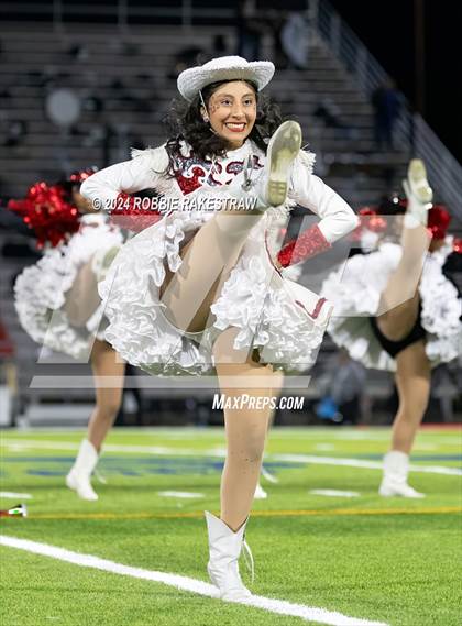 Thumbnail 2 in Hillcrest vs. Kaufman (UIL 5A DII Bi-District Playoff) photogallery.